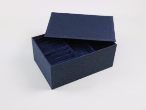 Zur Hochzeit : Schmuckbox mit Deckel